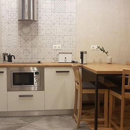 Lviv Wall Street Apt Ngoại thất bức ảnh